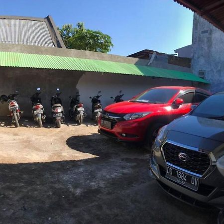 Отель Penginapan Taman Makassar Indah Sungguminasa Экстерьер фото