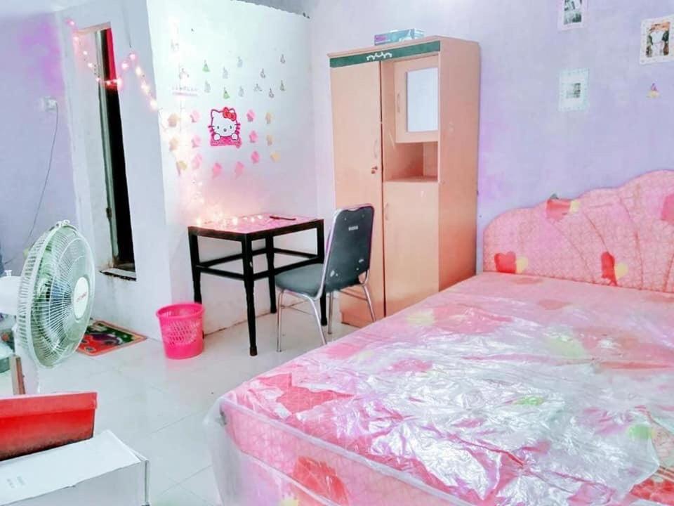Отель Penginapan Taman Makassar Indah Sungguminasa Экстерьер фото